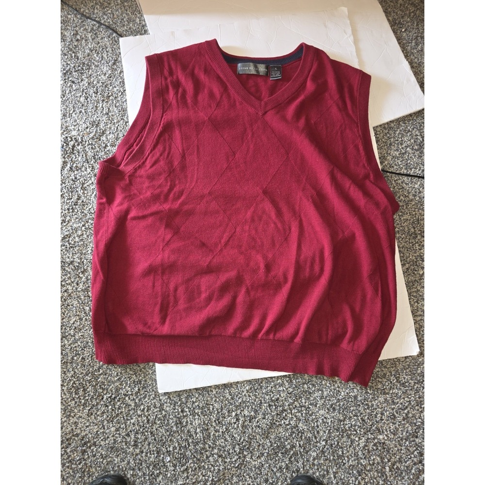 Oscar De La Renta Sweater Vest Size XL . 27" PTP, 29" Long. ‎ Golf , Pickleball,